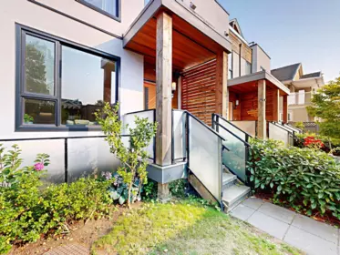 Front Yard Photo of 4527 Earles Street, Vancouver, BC
