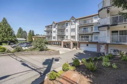 Exterior Rear Photo of 310 33535 King Road, Abbotsford, BC