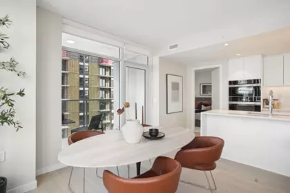Kitchen Island Photo of 1203 485 W 42 Avenue, Vancouver, BC