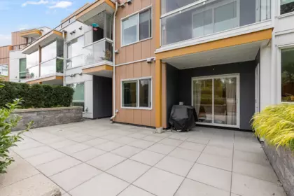Front Yard Photo of 215 31900 Raven Avenue, Mission, BC