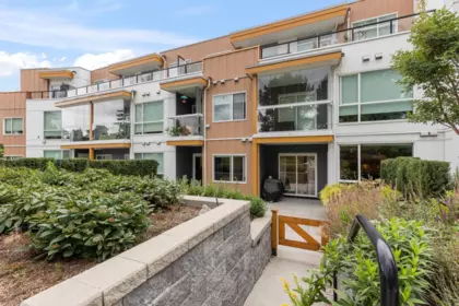 Garden / Landscaping Photo of 215 31900 Raven Avenue, Mission, BC
