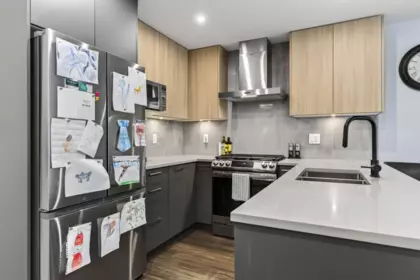 Kitchen Island Photo of 215 31900 Raven Avenue, Mission, BC