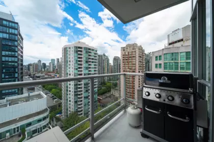 Laundry Room Photo of 1908 821 Cambie Street, Vancouver, BC