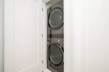 Laundry Room Photo of 533 W 29th Avenue, Vancouver, BC
