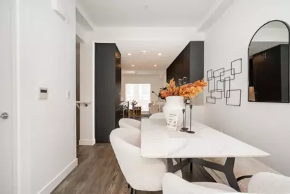 Living Room Photo of 533 W 29th Avenue, Vancouver, BC