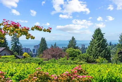 Street View Photo of 990 Jefferson Avenue, West Vancouver, BC