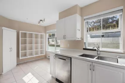 Kitchen Island Photo of 214 2105 W 42nd Avenue, Vancouver, BC