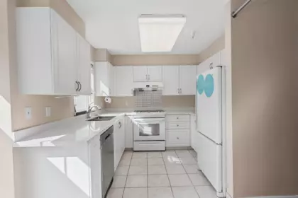Powder Room Photo of 214 2105 W 42nd Avenue, Vancouver, BC