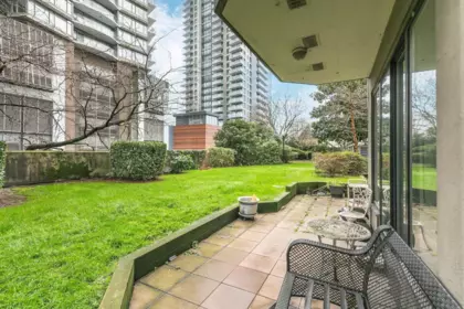 Office / Den Photo of 101 828 Agnes Street, New Westminster, BC