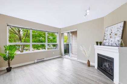209 8600 Park Road, Richmond, BC, Richmond — Apartment/Condo for sale