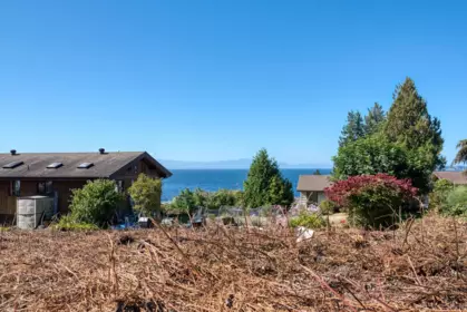LOT 14 Bay Road, Sechelt, BC, Sechelt — Land for sale