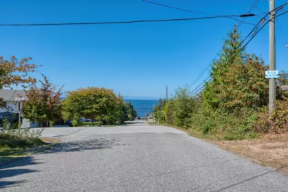 Mudroom Photo of LOT 14 Bay Road, Sechelt, BC