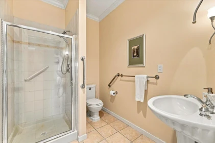 Mudroom Photo of 403 121 W 29th Street, North Vancouver, BC