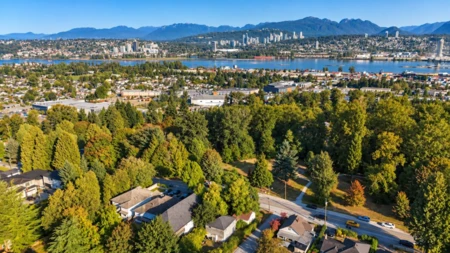 Office / Den Photo of 13090 111 Avenue, Surrey, BC