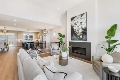 Breakfast Nook Photo of 47262 Valerie Place, Chilliwack, BC