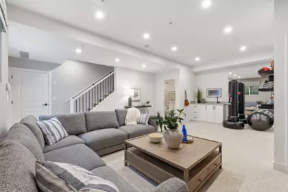 Staircase Photo of 13976 232nd Street, Maple Ridge, BC