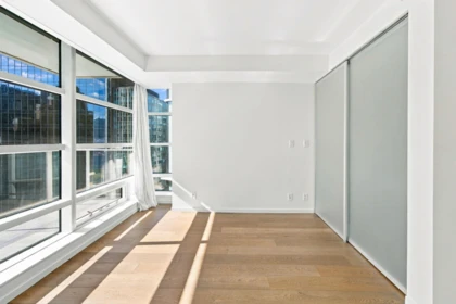 Laundry Room Photo of 2506 1011 W Cordova Street, Vancouver, BC