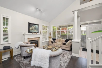 Family Room Photo of 101 3500 144 Street, Surrey, BC