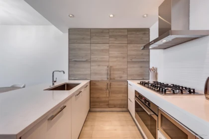 Kitchen Island Photo of 2211 7358 Edmonds Street, Burnaby, BC