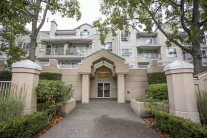 207 8535 Jones Road, Richmond, BC, Richmond — Apartment/Condo for sale