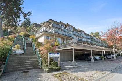201 121 Shoreline Circle, Port Moody, BC, Port moody — Apartment/Condo for sale