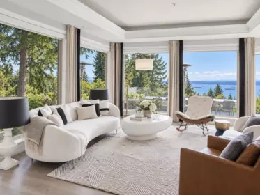 1560 Chippendale Court, West Vancouver, BC, West vancouver — Single Family Residence for sale