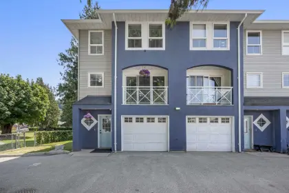 18 5926 Vedder Road, Sardis, BC, Sardis — Townhouse for sale