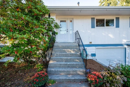 845 Smith Avenue, Coquitlam, BC, Coquitlam — Single Family Residence for sale