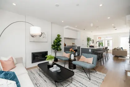 2686 E 8th Avenue, Vancouver, BC, Vancouver — Half Duplex for sale