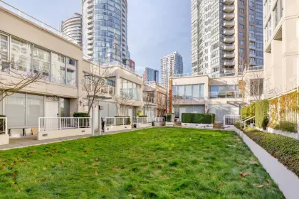 TH17 550 Taylor Street, Vancouver, BC, Vancouver — Townhouse for sale