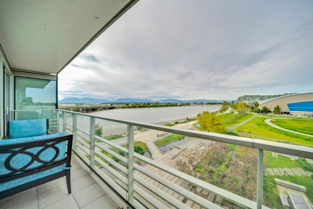 Dining Area Photo of 302 5131 Brighouse Way, Richmond, BC