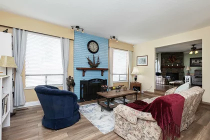 18177 59 Avenue, Surrey, BC, Surrey — Single Family Residence for sale