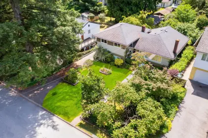 635 E St. James Road, North Vancouver, BC, North vancouver — Single Family Residence for sale