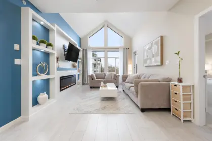 402 15388 101 Avenue, Surrey, BC, Surrey — Apartment/Condo for sale