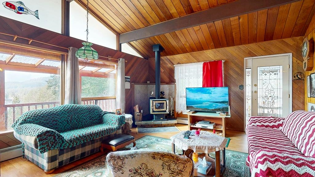 Office / Den Photo of 5228 Claydon Road, Pender Harbour, BC