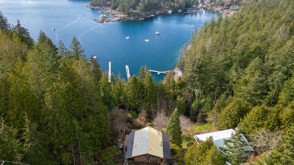 Primary Bathroom Photo of 5228 Claydon Road, Pender Harbour, BC