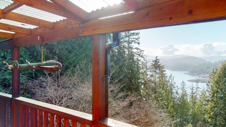 Breakfast Nook Photo of 5228 Claydon Road, Pender Harbour, BC