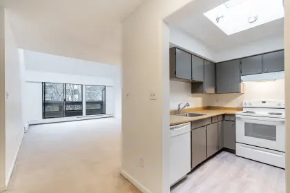 309 3420 Bell Avenue, Burnaby, BC, Burnaby — Apartment/Condo for sale