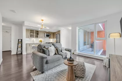 301 983 E Hastings Street, Vancouver, BC, Vancouver — Apartment/Condo for sale