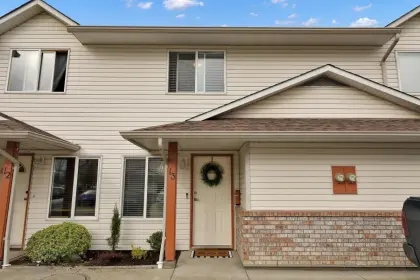 13 9206 Corbould Street, Chilliwack, BC, Chilliwack — Townhouse for sale