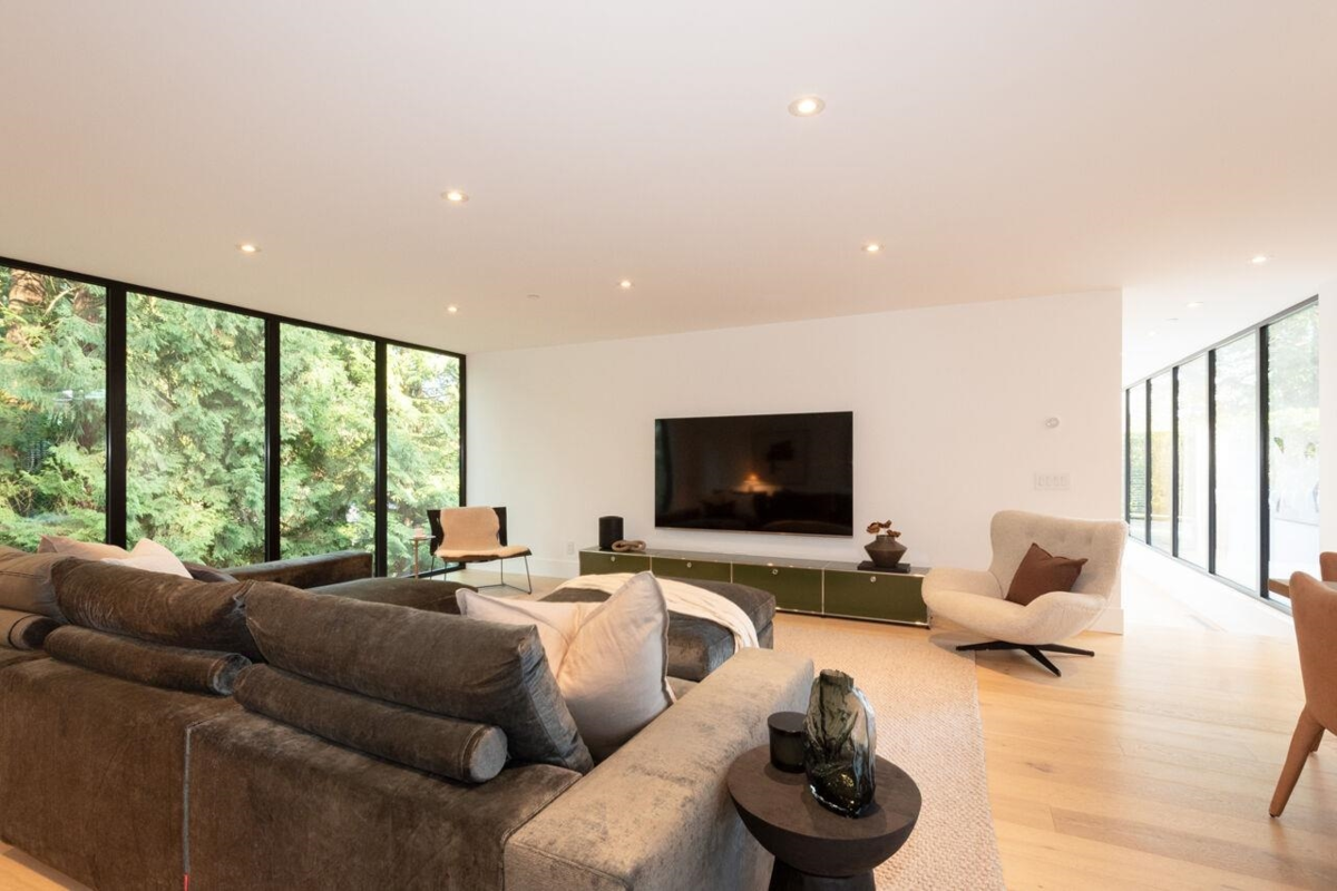 Pantry Photo of 4181 Rose Crescent, West Vancouver, BC