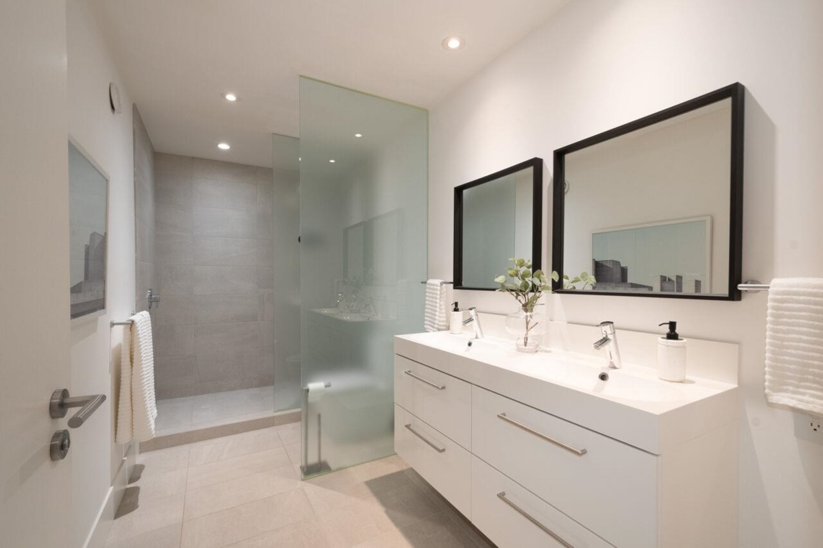 Playground / Recreational Area Near 4181 Rose Crescent, West Vancouver, BC