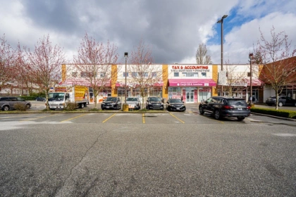 Fitness Center Photo Near 303 12110 80th Avenue, Surrey, BC