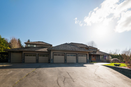20486 1 Avenue, Langley, BC, Campbell Valley — 5 bed single family residence for sale