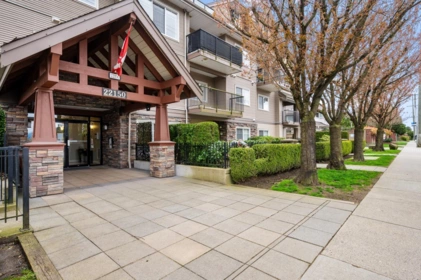 104 22150 Dewdney Trunk Road, Maple Ridge, BC, Maple Ridge — Apartment/Condo for sale