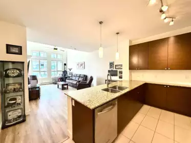 419 101 Morrissey Road, Port Moody, BC, Port Moody — Apartment/Condo for sale
