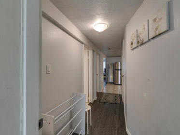 Entry Foyer Photo of 1577 E 26th Avenue, Vancouver, BC