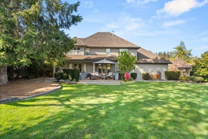 14022 30 Avenue, Surrey, BC, Surrey — Single Family Residence for sale