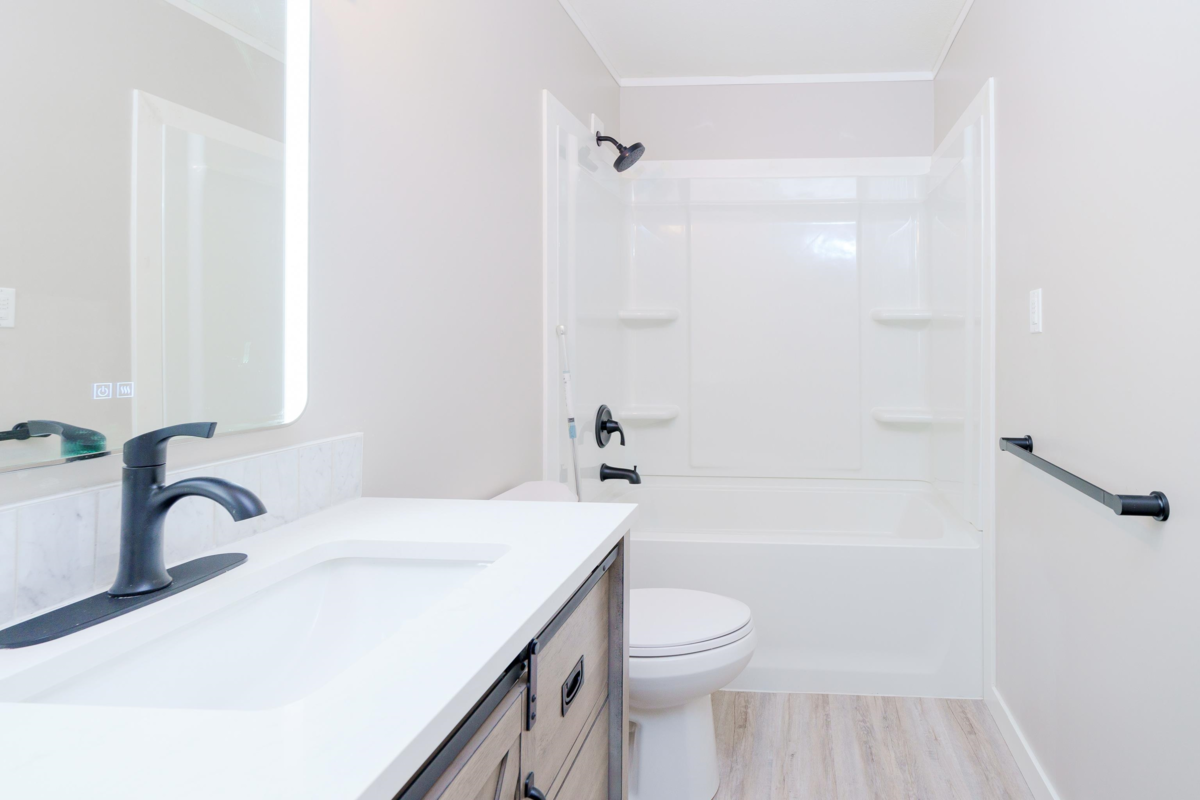 Bedroom 2 Photo of 34843 Laburnum Avenue, Abbotsford, BC