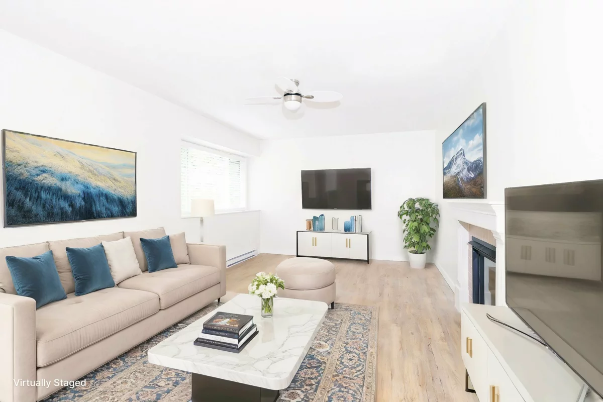 Kitchen Photo of 34843 Laburnum Avenue, Abbotsford, BC